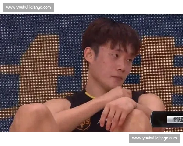 川超解说回应 “封神”：是热爱接住了掌声